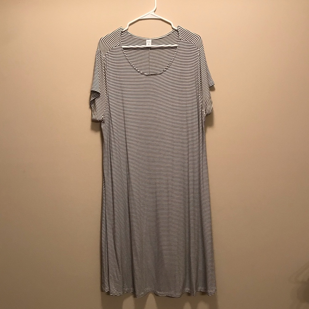 Old Navy White Black Striped Swing Dress - 2X